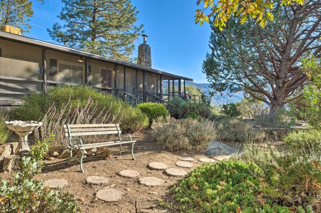 Secluded Mountain Hideaway Less Than 8 Miles To Bass Lake! Vakantiehuis *